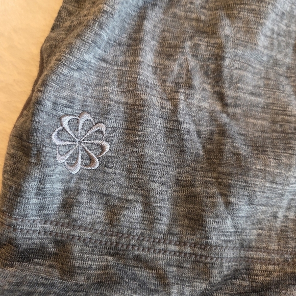 New Nike Men's DRI-FIT Yoga Loose Fit Training Shorts Size Small Gray Women - Picture 3 of 11